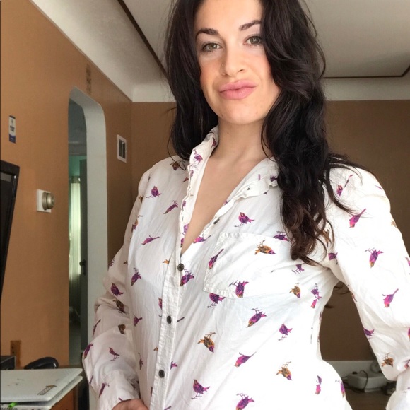 MERONA NWOT beige 💯 cotton cute bird button down - Picture 6 of 10